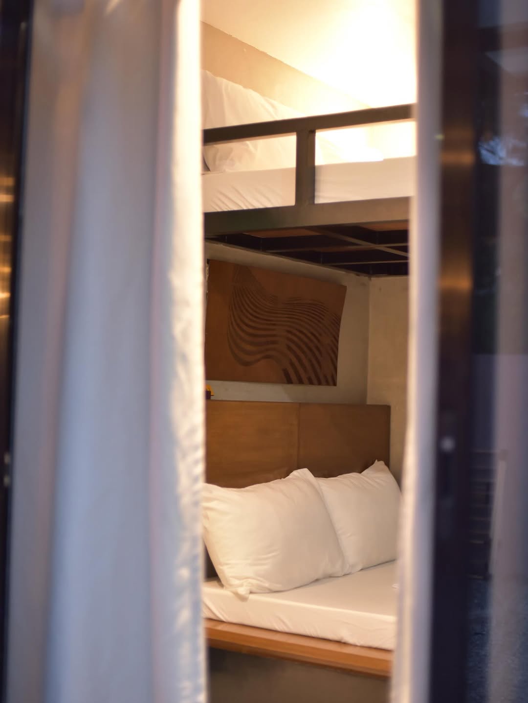 Josephine 5-star guest stay at Lubáy Villas