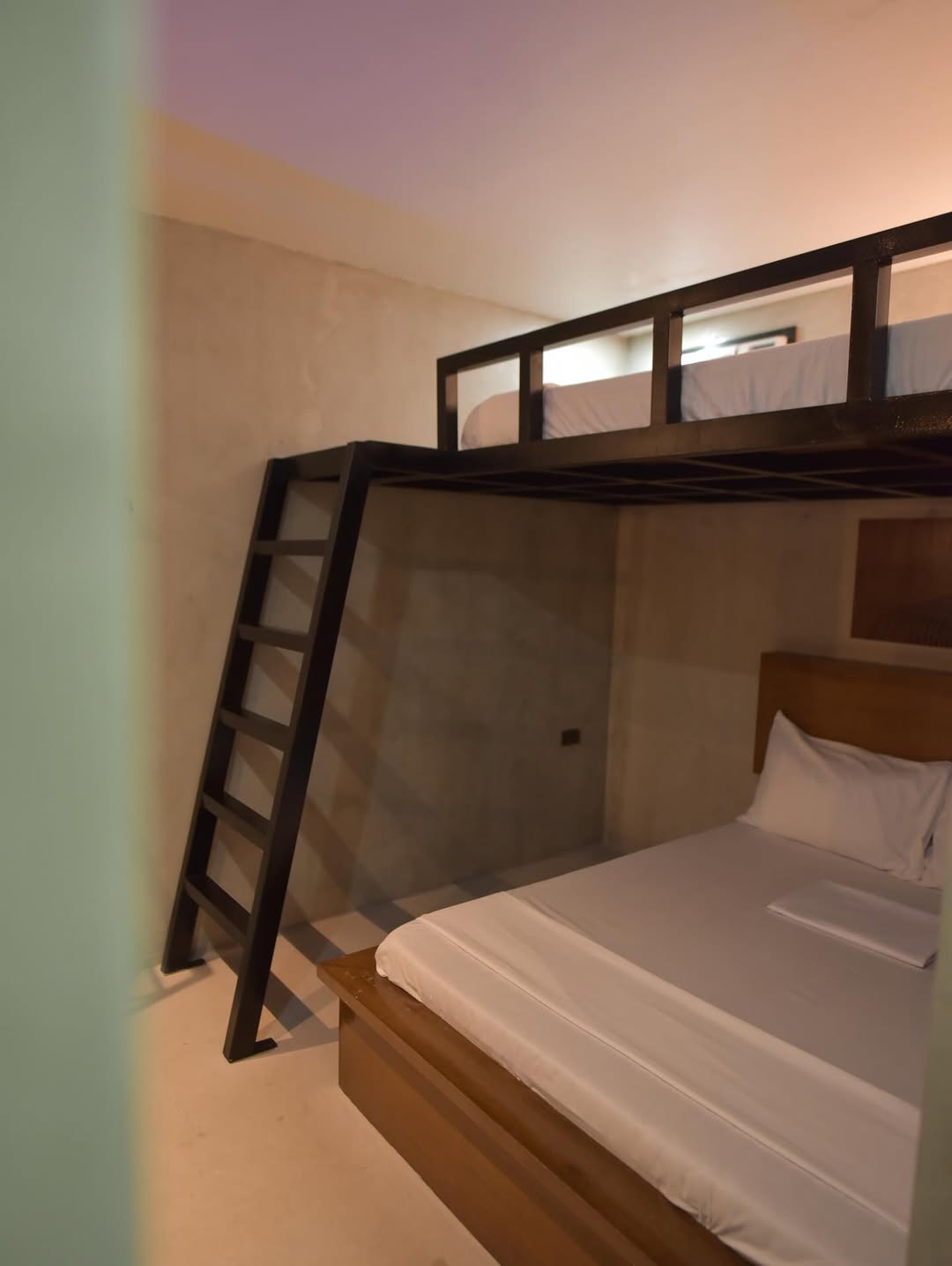 Josephine 5-star guest stay at Lubáy Villas